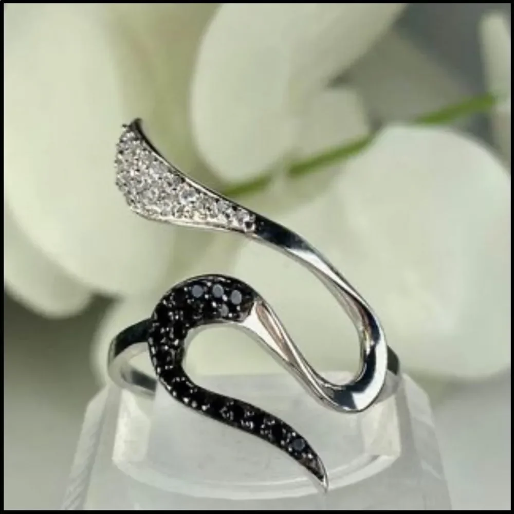 ✨2✖️Host Pick✨ White Sapphire Australian Black Sapphire Solid .925 Swirl Ring